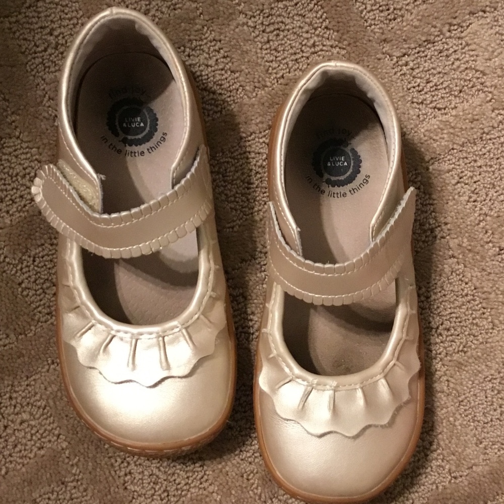 Little Girls Livie and Luca Size 13 Ruche Classic Mary Jane Shoes